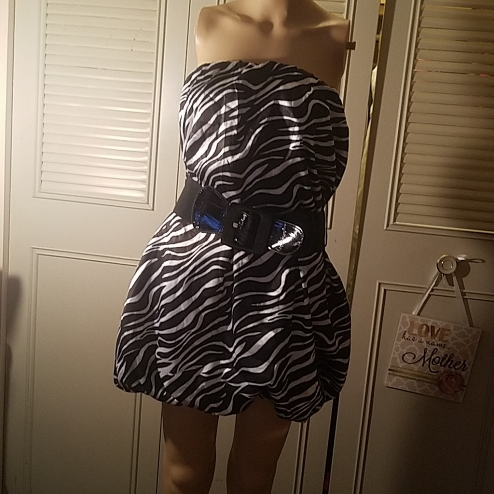 Women's clothing